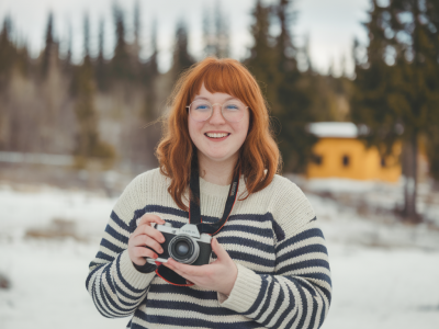 Wie du mit drei metadaten pro foto auf reisen echte geschichten sammelst
